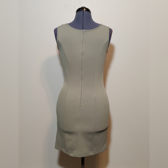 BRIOCHE CALIFORNIA Olive Green 2 Piece Set - Picture 7 of 11